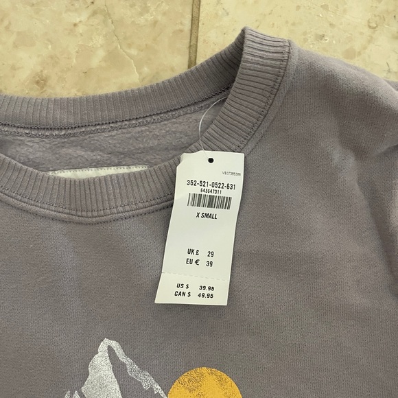 Sweater Bundle - Picture 4 of 4